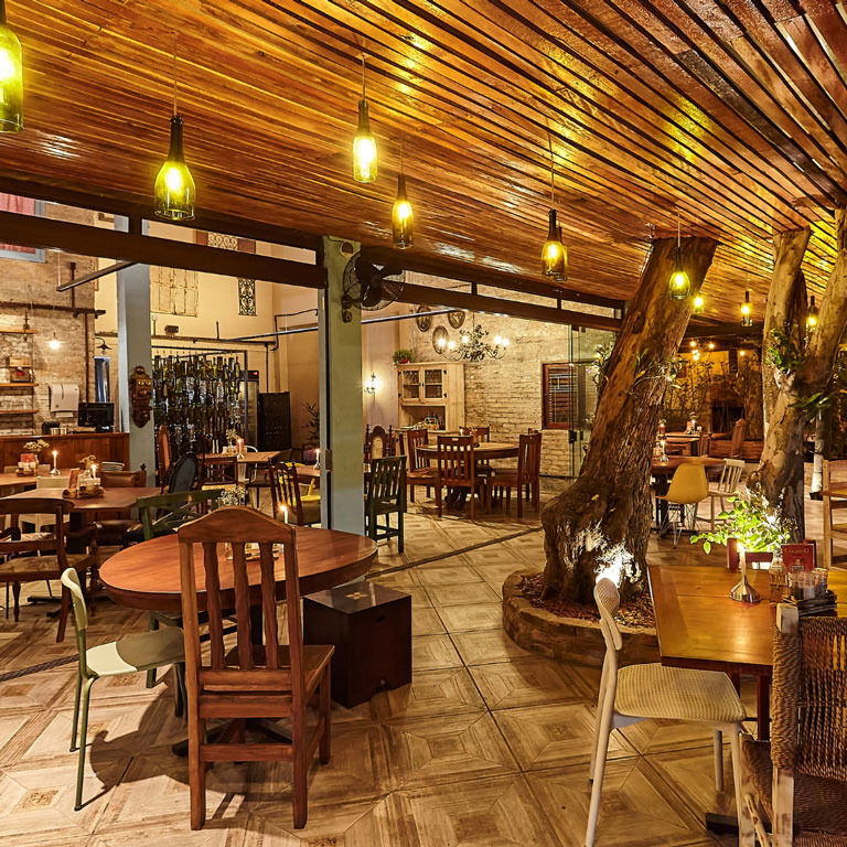 granja_viana_ambiente_bar_parrilla_churrascaria_restaurante_argentino_portucho (4)